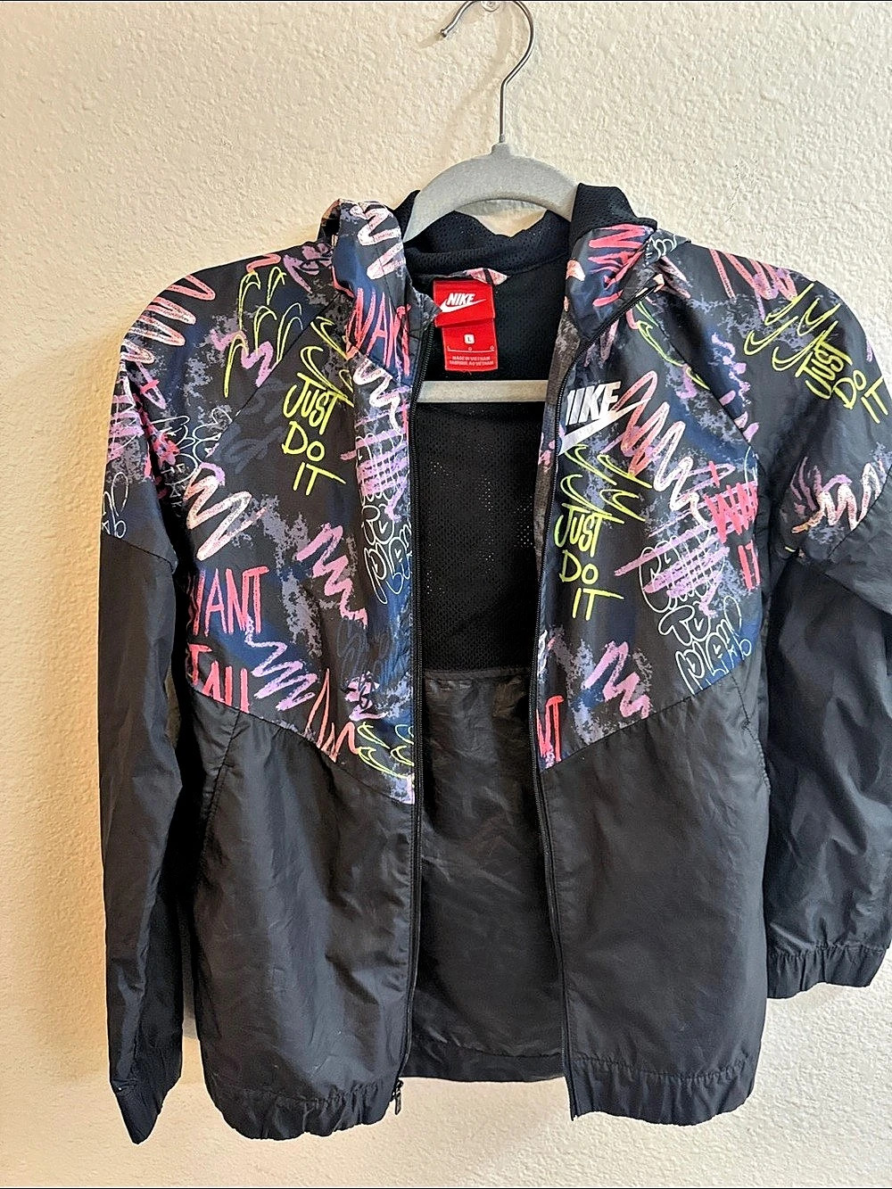 Nike Printed Hooded Windbreaker
